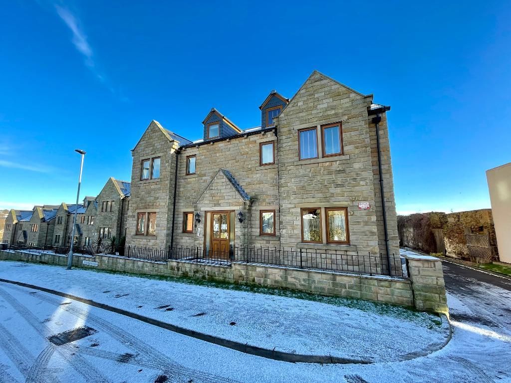 2 bed flat for sale in Willow Grove, Dodworth, Barnsley, South