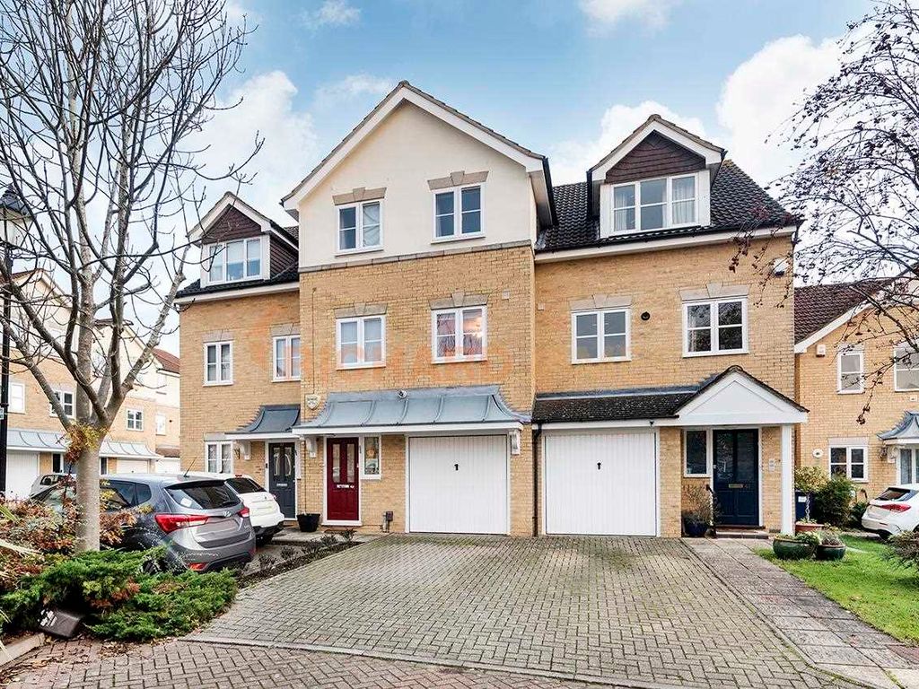 Grenville Place, London NW7  