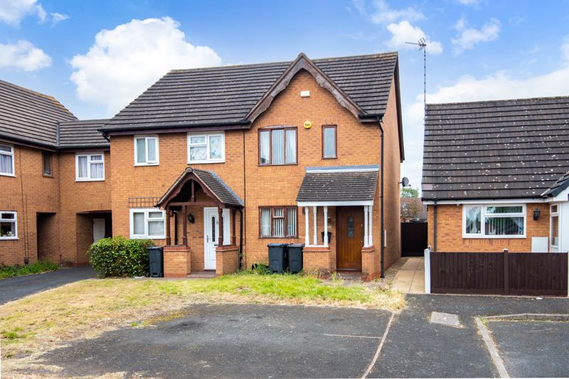 2 bed end terrace house for sale in Eathorpe Close, Shard End