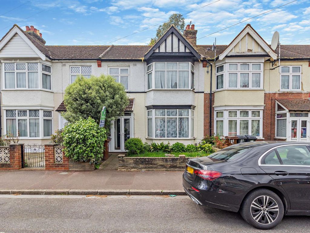 3 bed terraced house for sale in Hurstbourne Gardens, Barking IG11, £