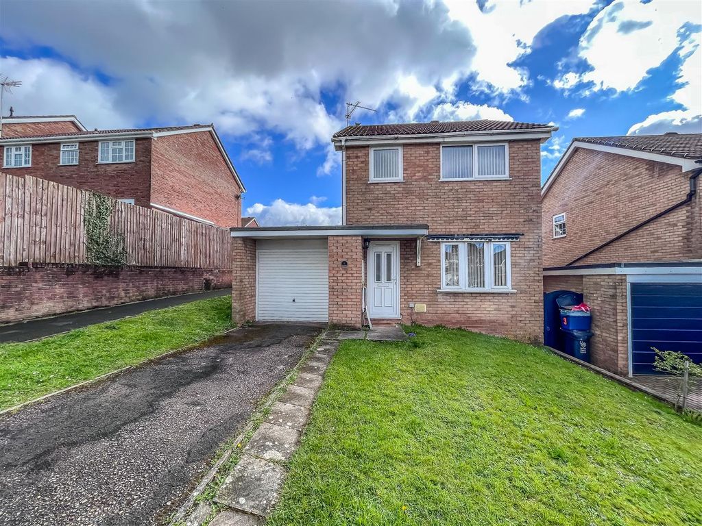 3 bed detached house for sale in Box Tree Close, Caerleon, Newport NP18