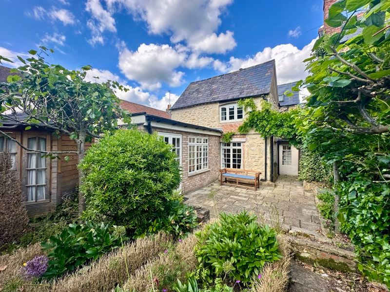 3 bed detached house for sale in Chapel Lane, Littlemore, Oxford OX4, £