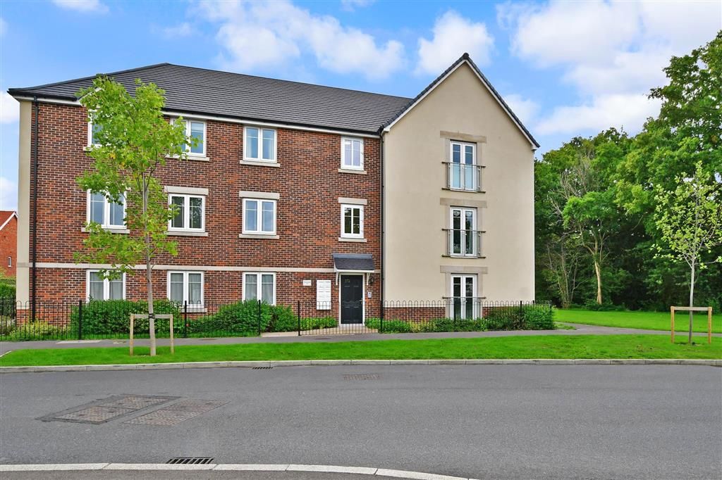 Foxglove Drive, Crawley, West Sussex RH10  