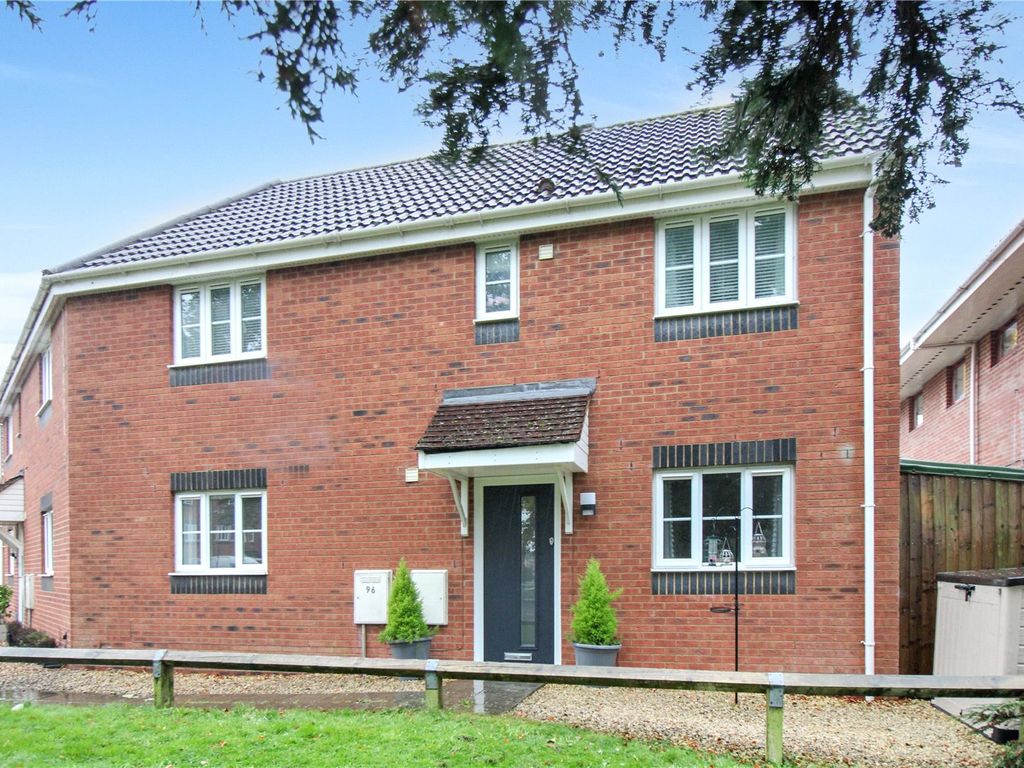 3 bed semidetached house for sale in Winton Road, St. Margarets Chase, Swindon, Wiltshire SN3