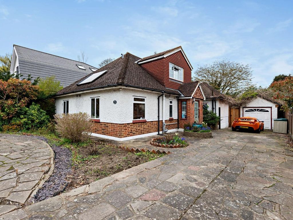 4 bed detached bungalow for sale in Lovibonds Avenue, Locksbottom, Orpington BR6, £750,000 Zoopla