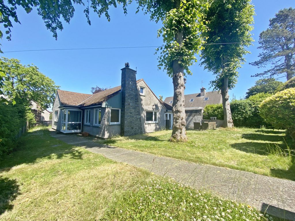 3 bed bungalow for sale in Alexander Drive/Woodlands Avenue, Douglas, Isle Of Man IM2, £459,950