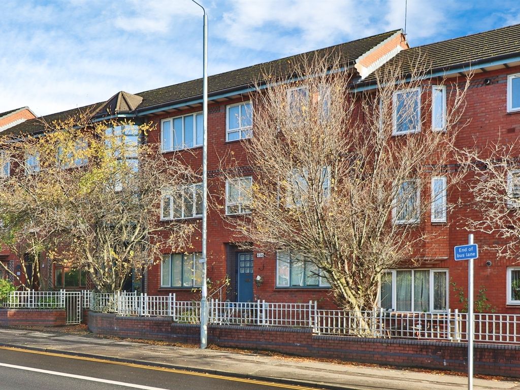 2 bed flat for sale in Maryhill Road, Glasgow G20, £120,000 Zoopla
