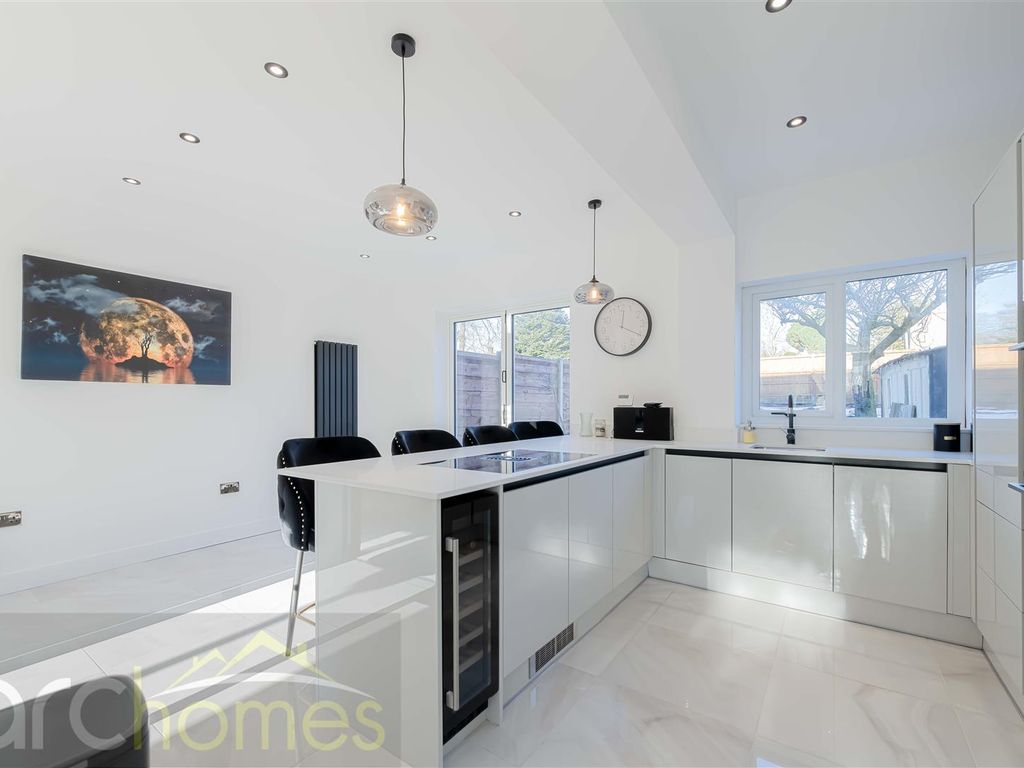 3 bed semidetached house for sale in Rutland Avenue, Atherton