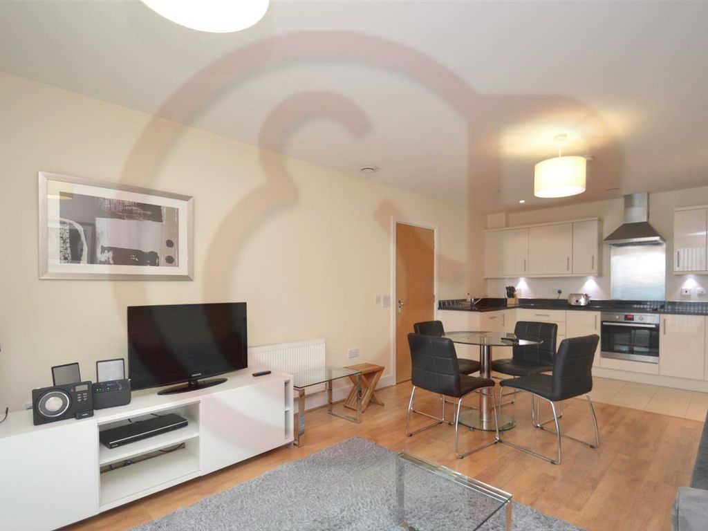 2 bed flat to rent in Glenthorne Road, Hammersmith W6, £2,500 pcm Zoopla