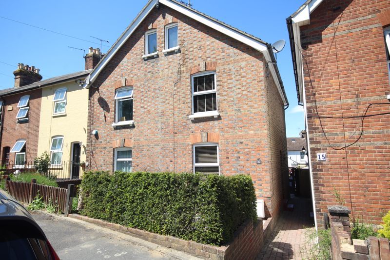 3 bed semidetached house to rent in Pembury Grove, Tonbridge TN9 Zoopla