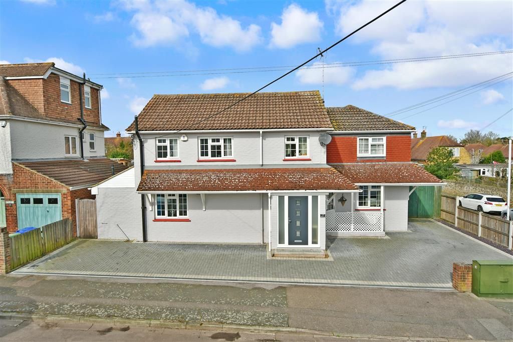 6 bed detached house for sale in Preston Avenue, Faversham, Kent ME13