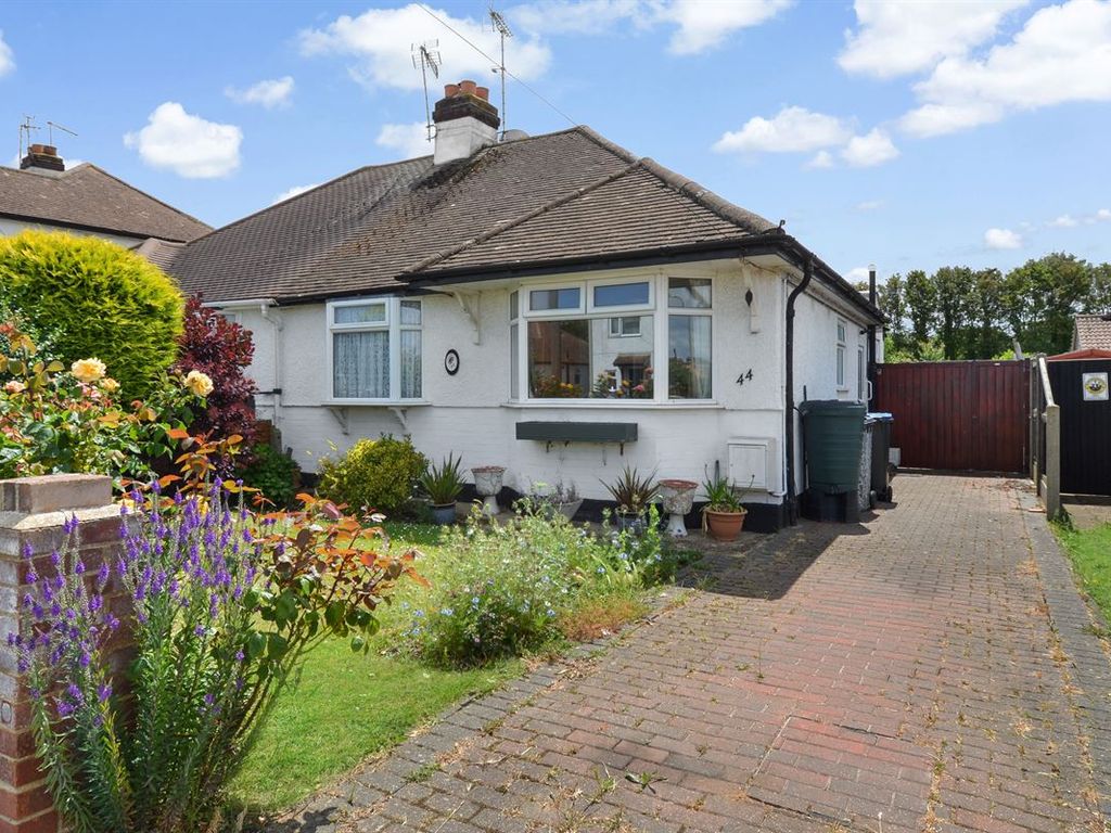 2 bed semidetached bungalow for sale in Goodwin Avenue, Whitstable CT5