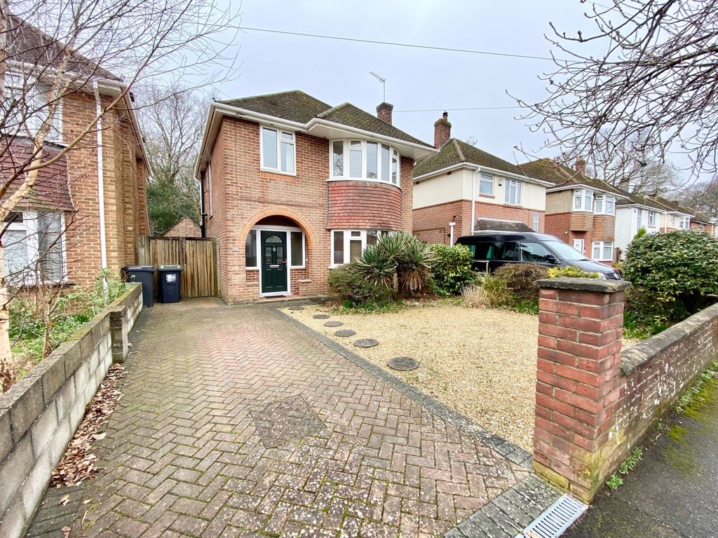3 bed detached house for sale in Bradpole Road, Bounremouth BH8 Zoopla