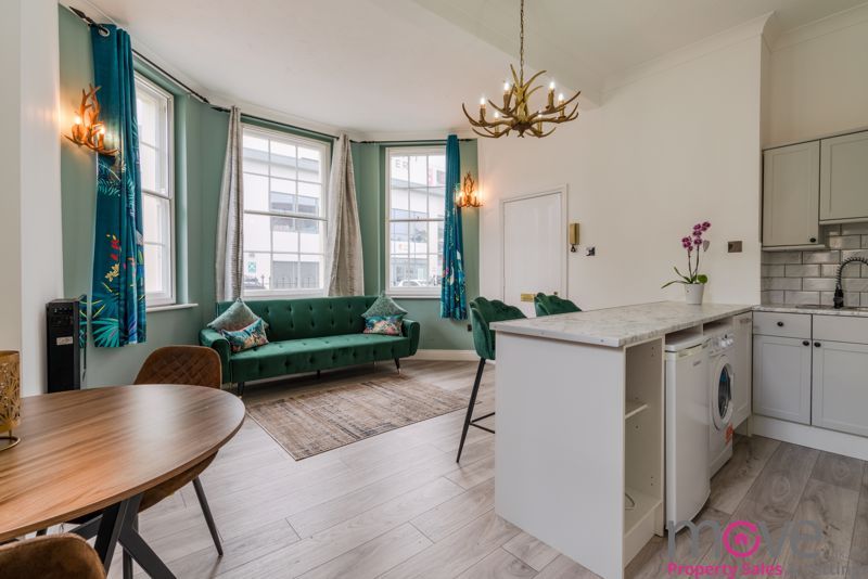 1 bed flat for sale in Oxford Passage, Town Centre, Cheltenham GL50