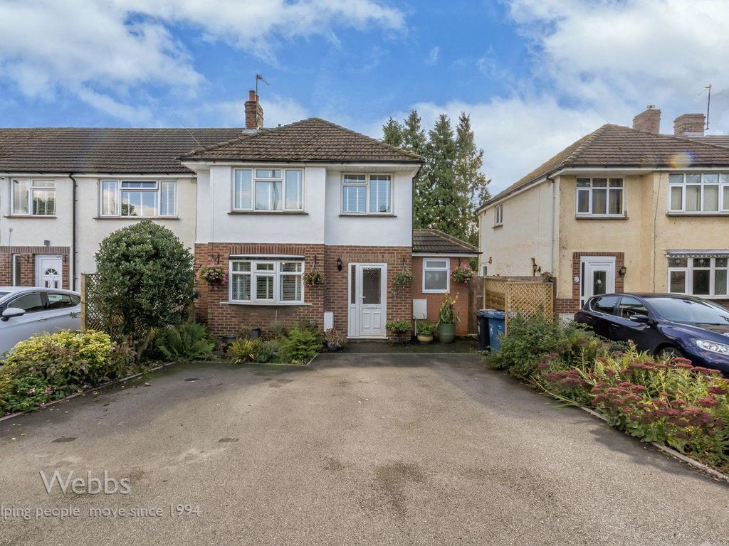 3 bed end terrace house for sale in Weston Road, Lichfield WS13, £