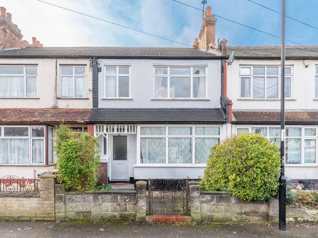 3 bed terraced house for sale in Silverleigh Road, Mitcham, Thornton Heath CR7, £475,000 Zoopla