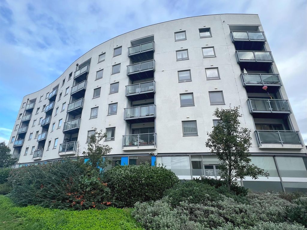 Loates Lane, Watford WD17  