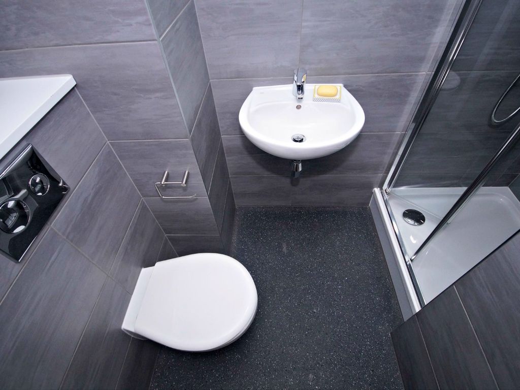 Central Leicester Apartments, Leicester, 7Dh, Leicester LE2  