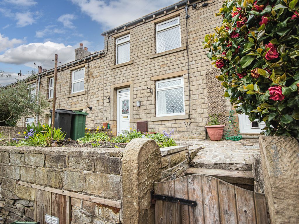 2 bed terraced house to rent in Taylor Hill Road, Huddersfield HD4 Zoopla