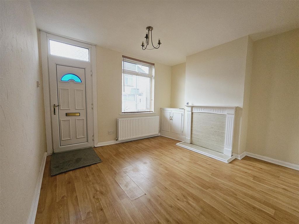 2 bed terraced house for sale in Stoneyford Road, Stanton Hill, Sutton