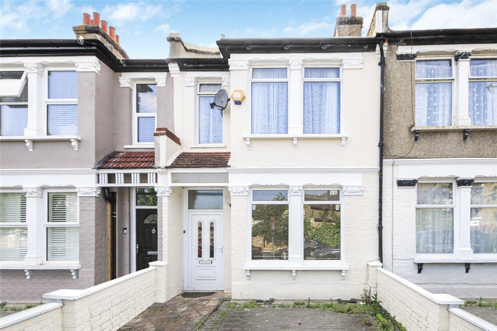 3 bed terraced house for sale in Charnwood Road, London SE25, £500,000 Zoopla