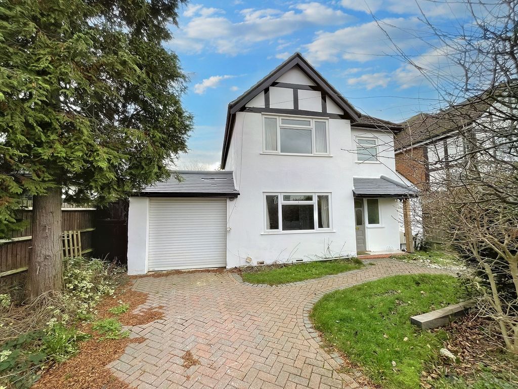 3 bed detached house for sale in Fairfield Road, Petts Wood, Orpington