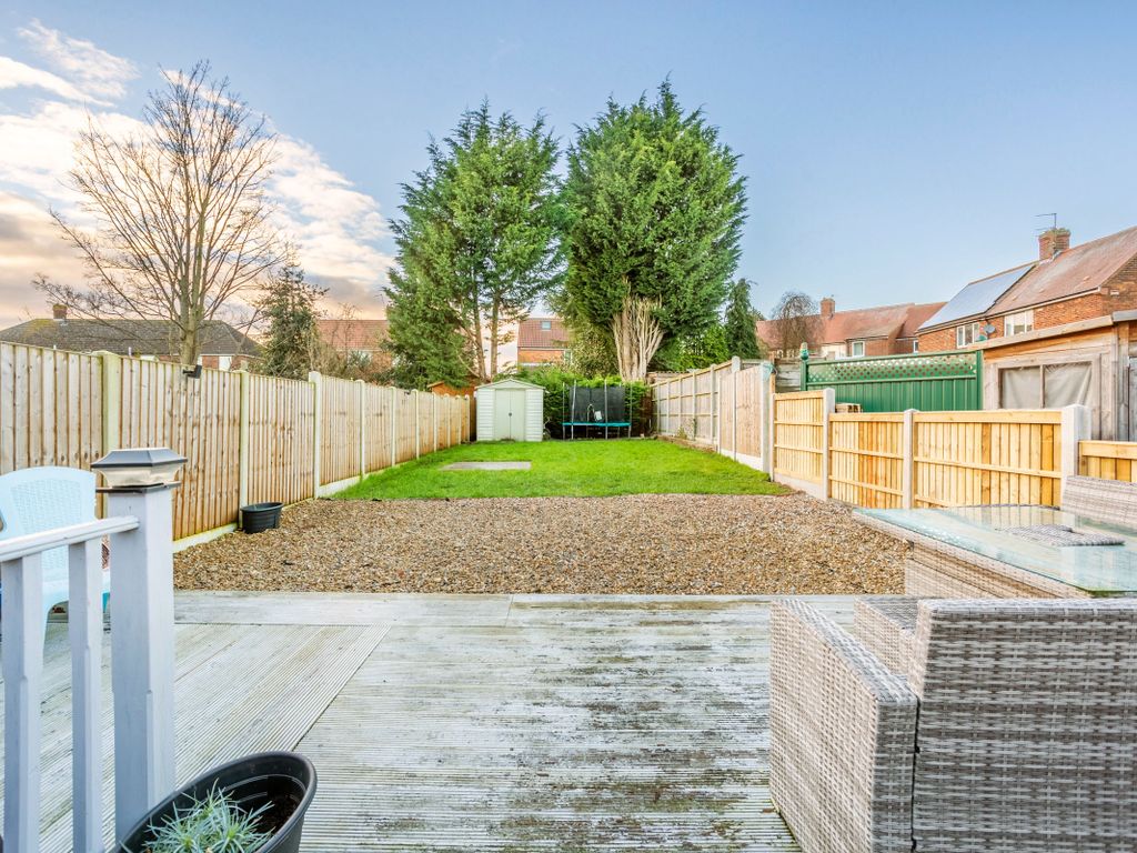 3 bed terraced house for sale in Viking Road, York YO26, £270,000 Zoopla