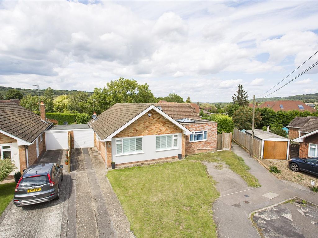 4 bed bungalow for sale in Knighton Road, Otford, Sevenoaks TN14, £