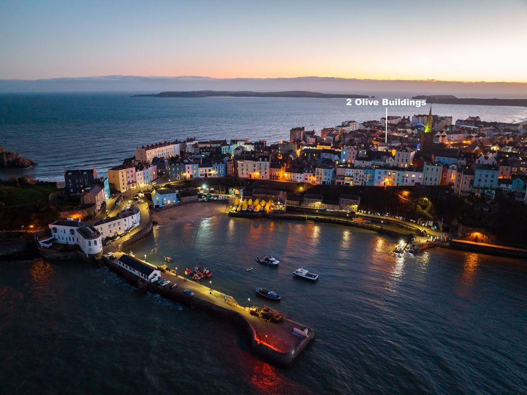 4 bed terraced house for sale in St Marys Street, Tenby SA70 Zoopla