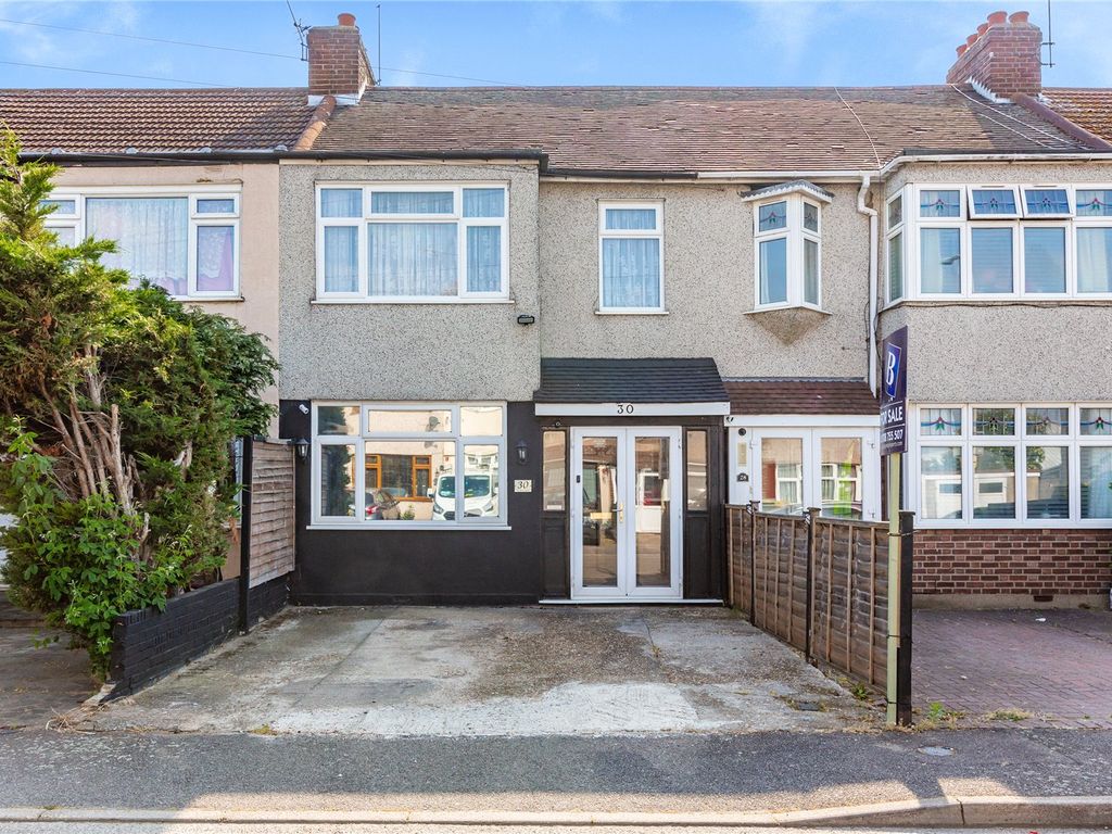 3 bed terraced house for sale in Beechfield Gardens, Romford RM7 Zoopla