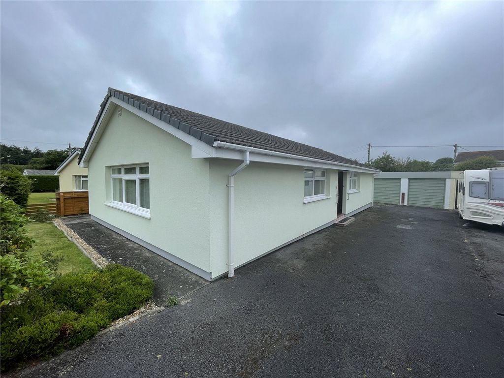 3 bed bungalow for sale in Cae Martha, Llanarth, Ceredigion SA47, £250,000 Zoopla
