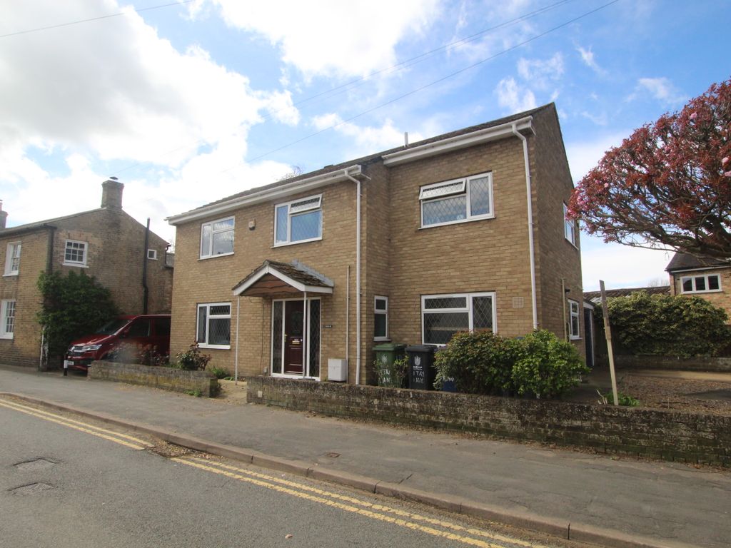 4 bed detached house for sale in Taylors Lane, Swavesey, Cambridge CB24