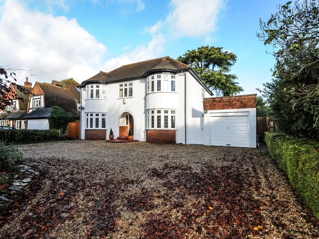 4 bed detached house to rent in Tite Hill, Englefield Green, Egham TW20 Zoopla