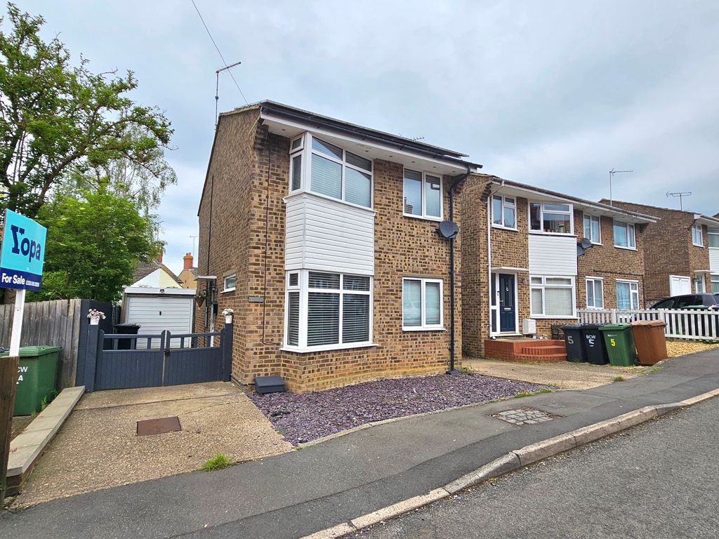 3 bed detached house for sale in Hope Street, Bozeat, Wellingborough