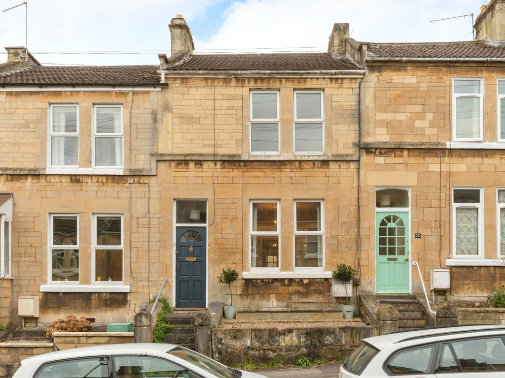 2 bed terraced house for sale in Dartmouth Avenue, Bath BA2, £400,000