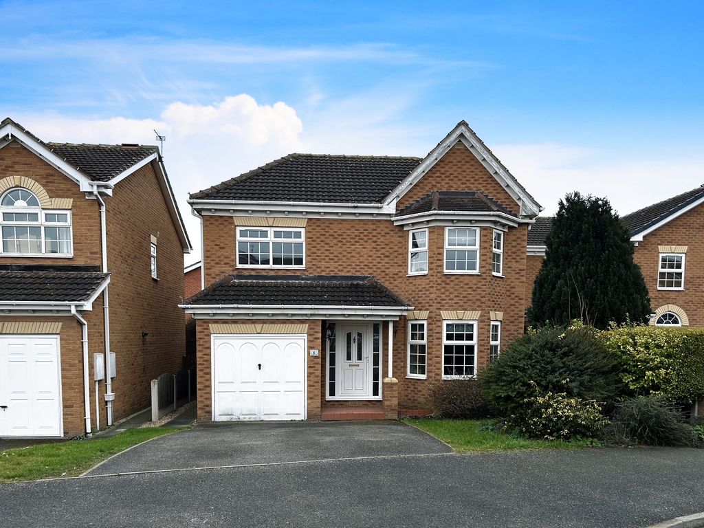 4 bed detached house to rent in Blenheim Drive, Finningley, Doncaster