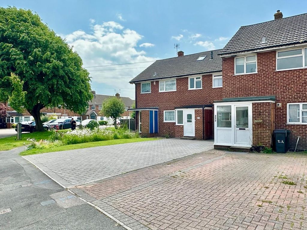 3 bed terraced house for sale in Percival Road, Eastbourne BN22, £