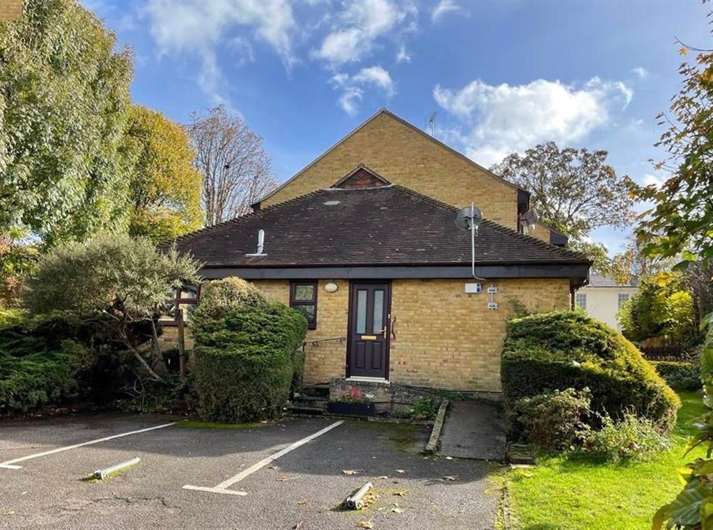 2 bed semidetached bungalow for sale in Old Mill Close, Eynsford, Kent