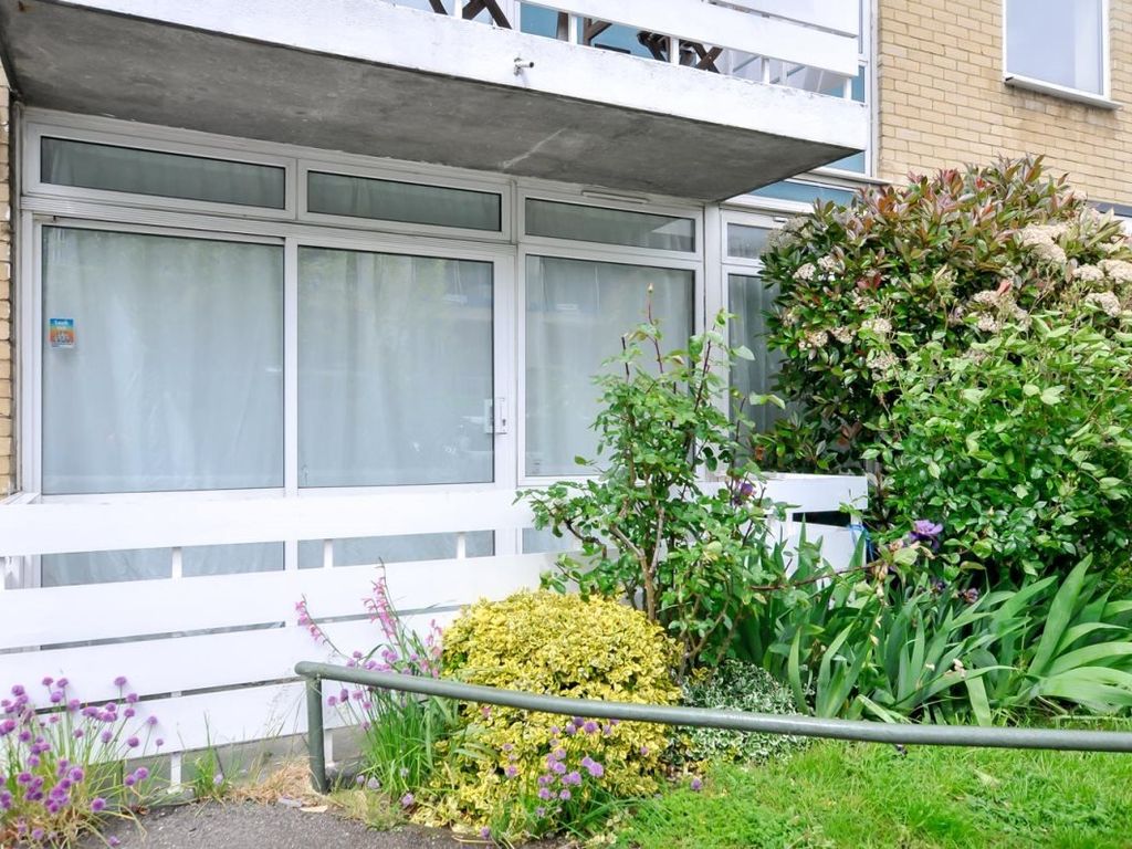 Arbor Court, Queen Elizabeth Walk, Stoke Newington N16