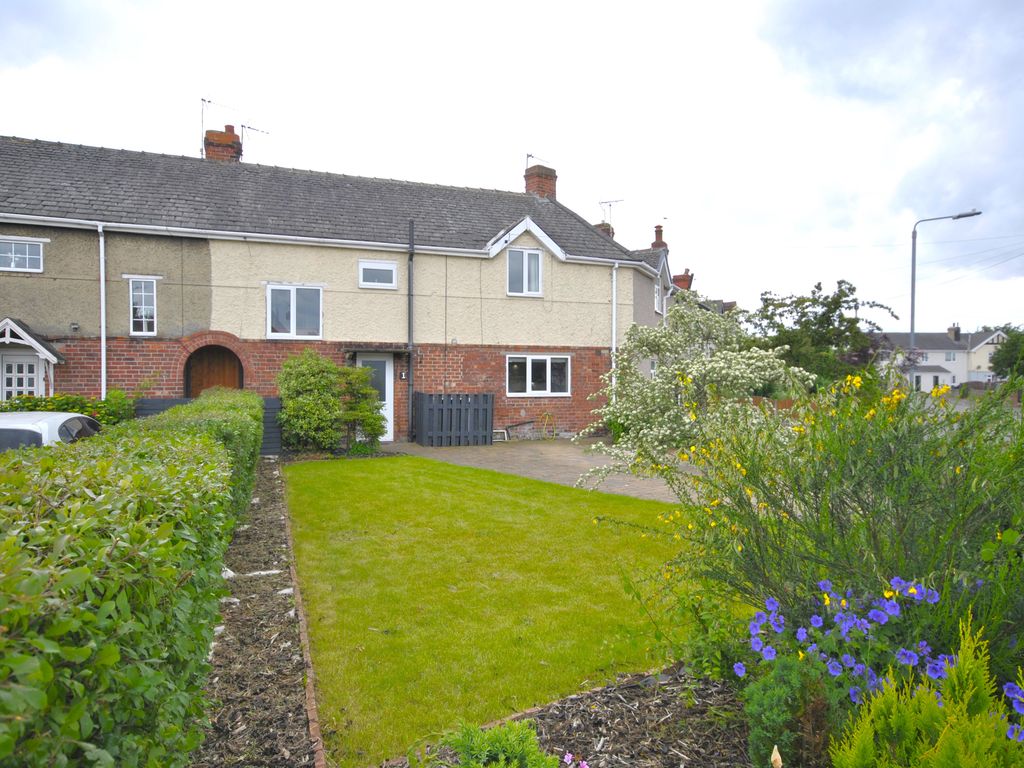 2 bed terraced house for sale in Gilbert Road, Bircotes, Doncaster DN11