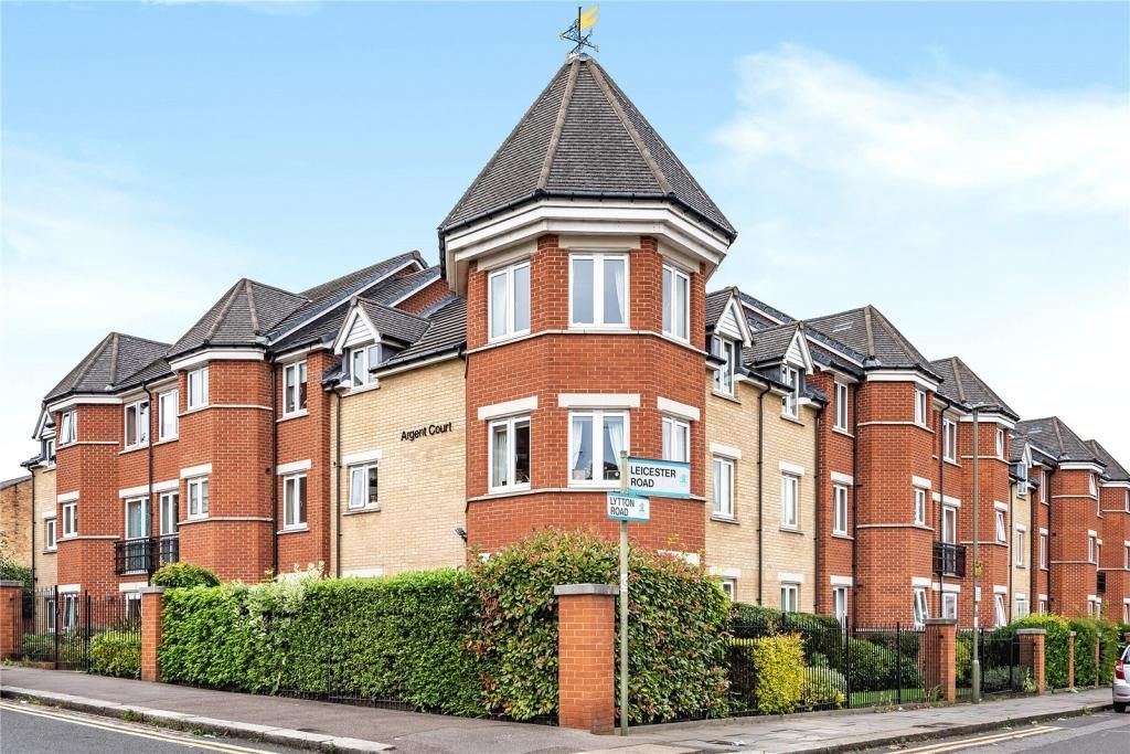 2 bed flat for sale in Leicester Road, New EN5 Zoopla