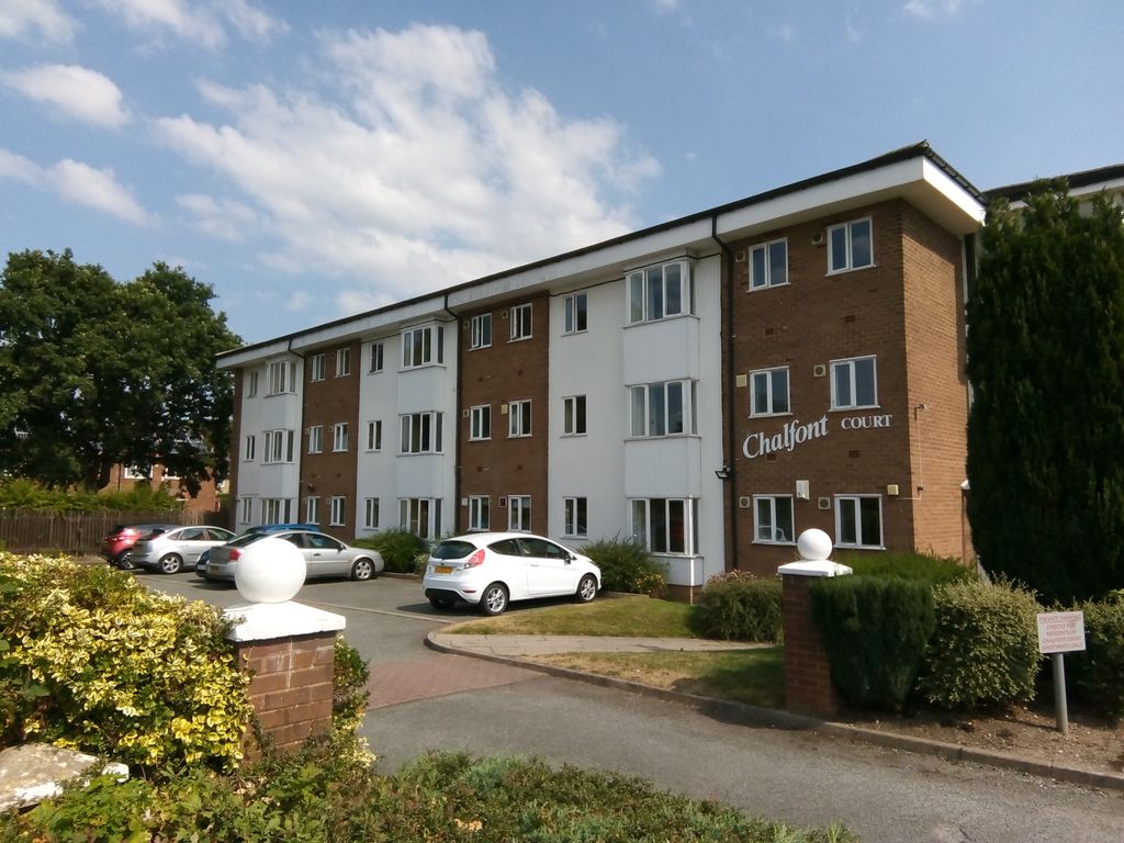 2 bed flat to rent in Chalfont Court, Knutsford WA16, £750 pcm Zoopla