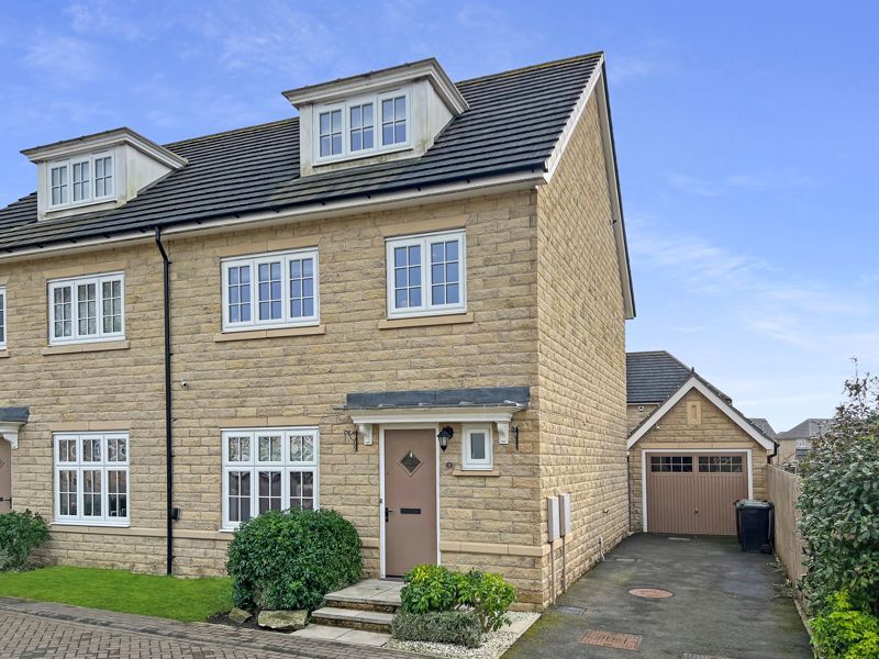 4 bed semidetached house for sale in Water View, Horsforth, Leeds LS18