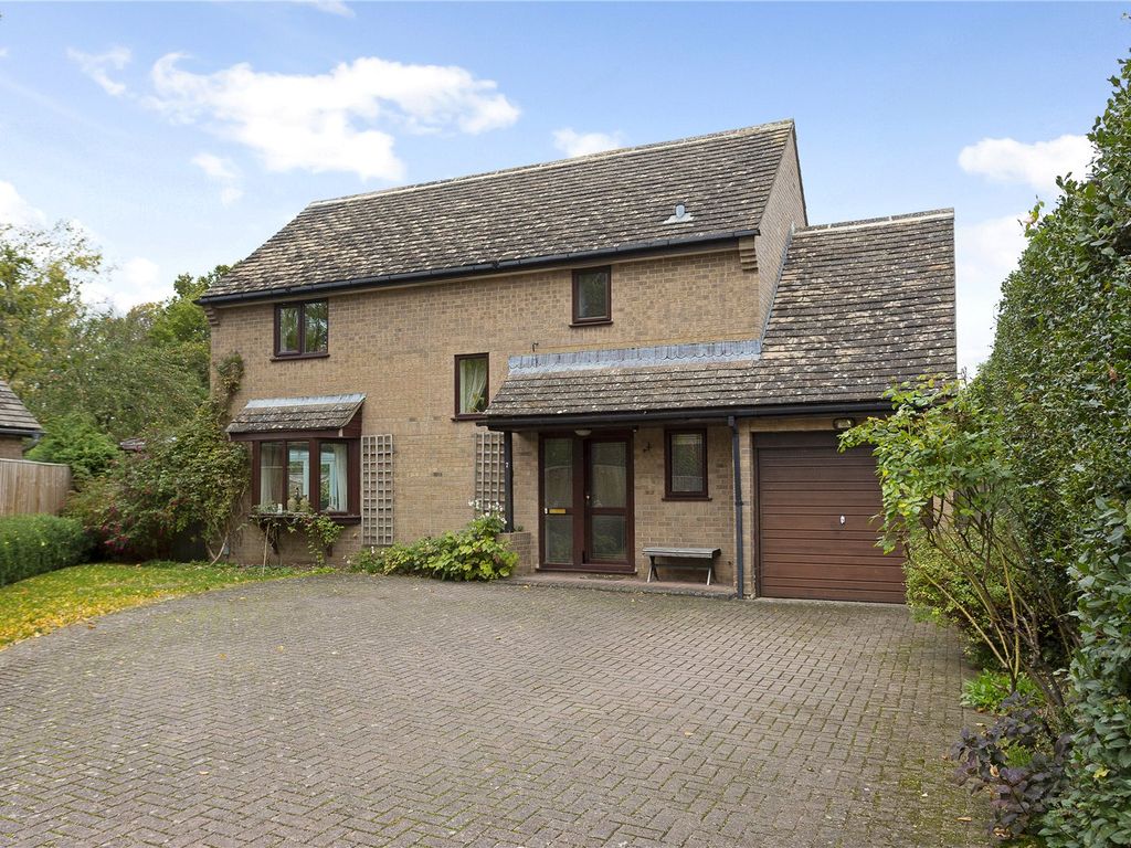4 bed detached house for sale in The Homestead, Bladon, Woodstock