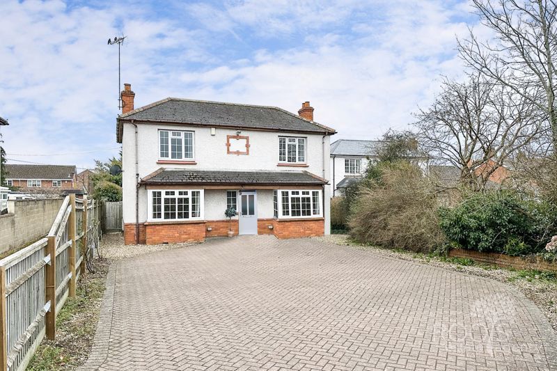 3 bed detached house for sale in Benham Hill, Thatcham RG18 Zoopla