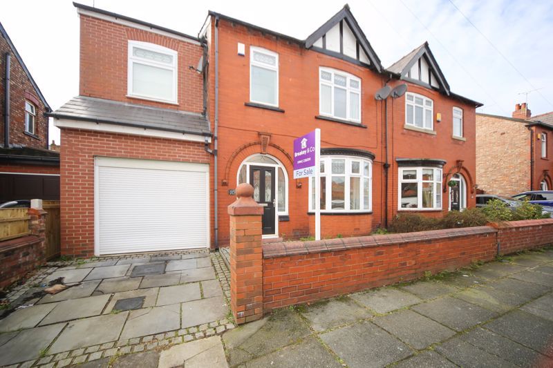 5 bed semidetached house for sale in Trafalgar Road, Swinley, Wigan
