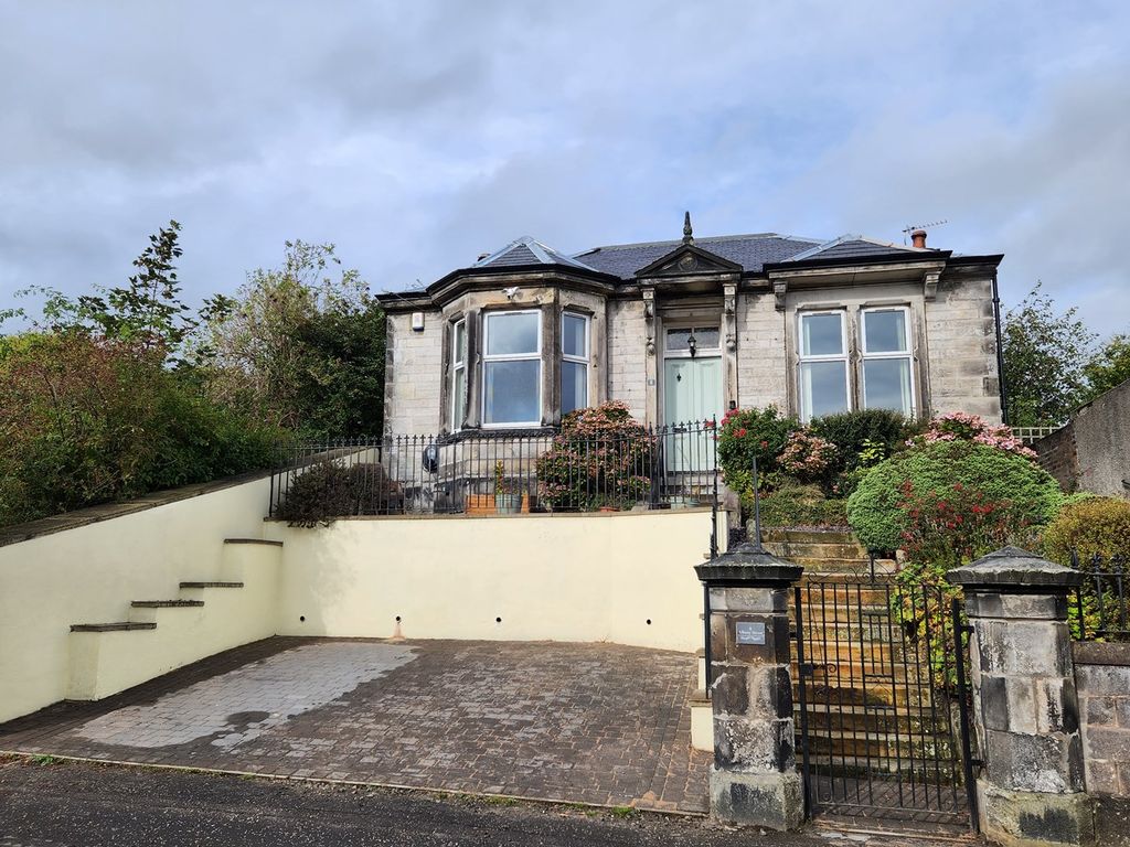 3 bed detached house for sale in Albany Street, Dunfermline KY12, £