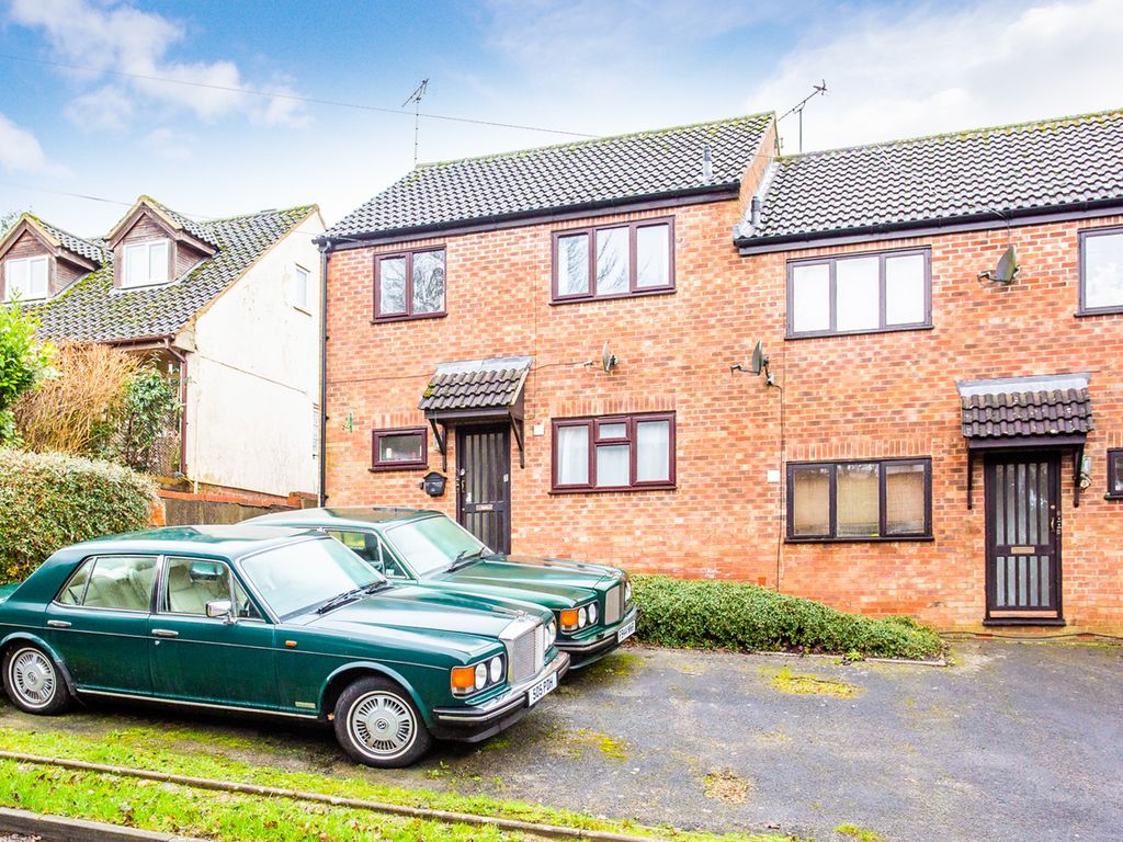 1 bed flat to rent in Lenborough Road, Buckingham MK18, £775 pcm Zoopla