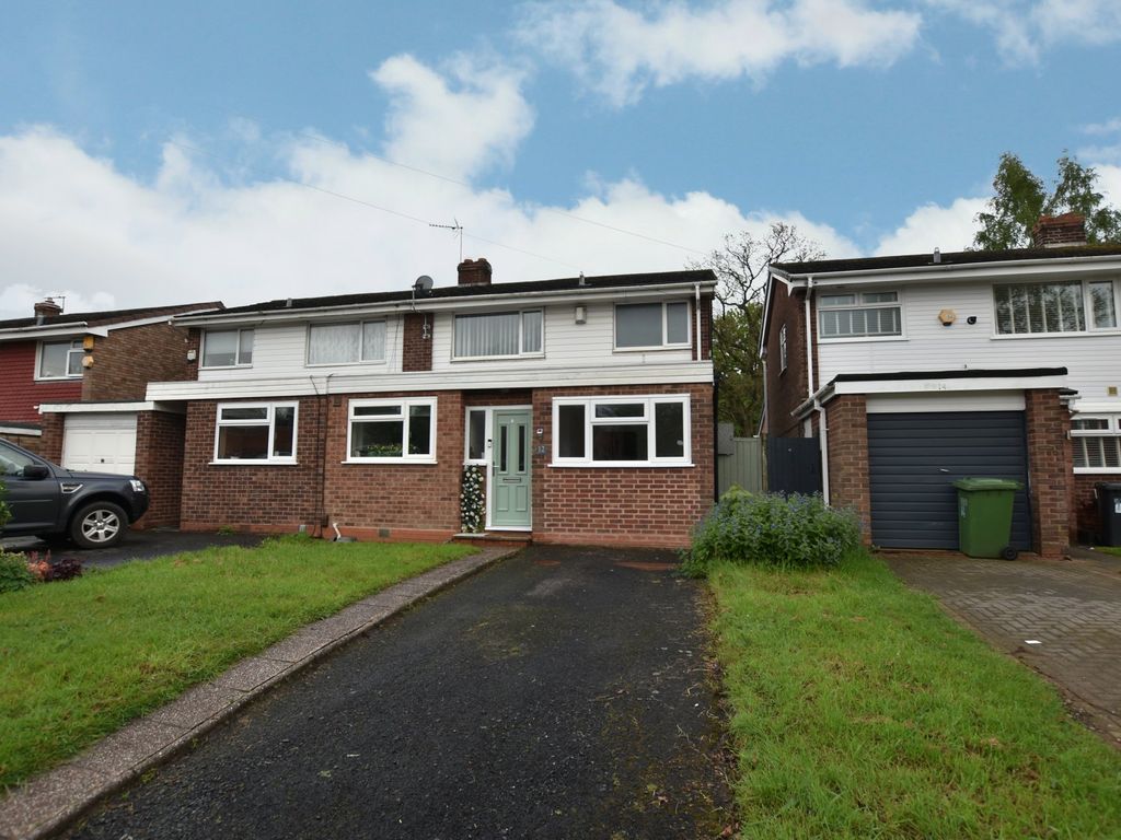 3 bed semidetached house for sale in Redstone Farm Road, Birmingham