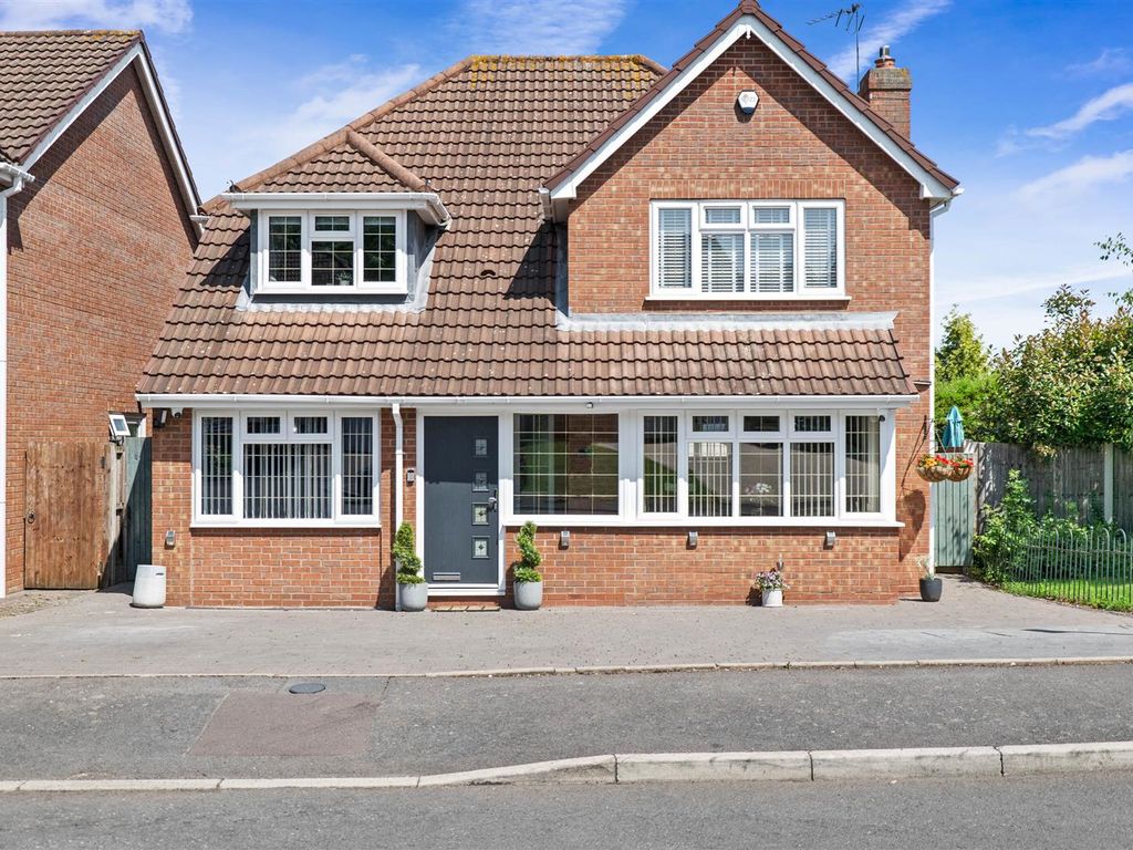 4 bed detached house for sale in Town Acres, Long Meadow, Worcester WR4 Zoopla